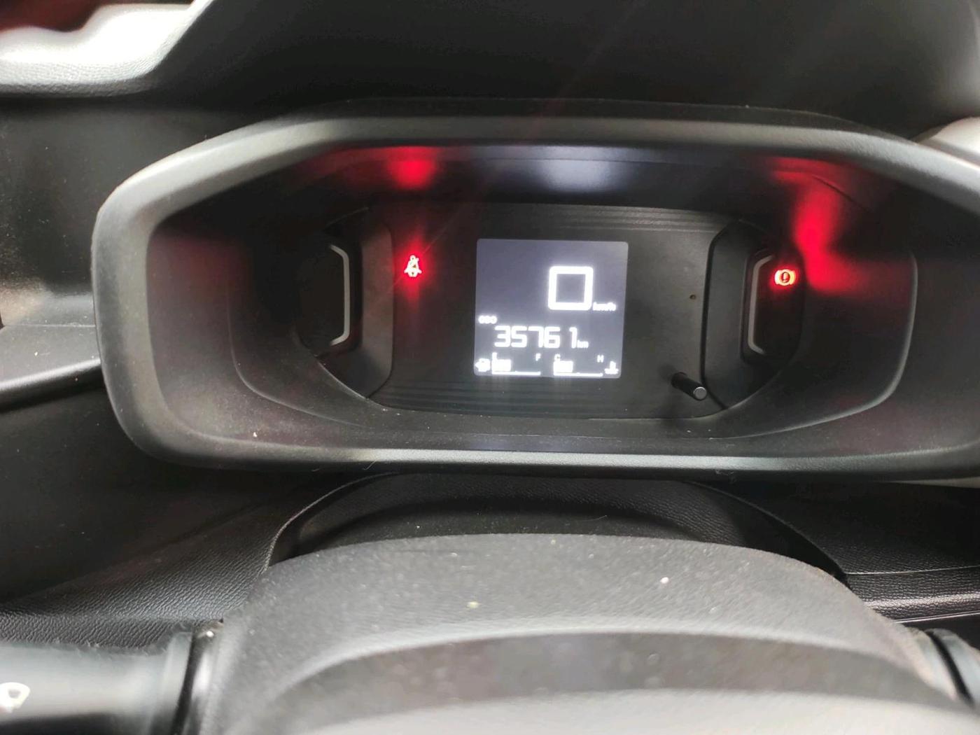 2024 CITROEN C3 LIVE 1.2, Petrol, Manual, 35,761 km, interior