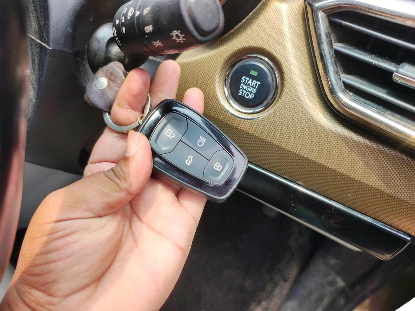 2022 Tata Harrier XZA PLUS 2.0L, Diesel, Automatic, 60,083 km, interior