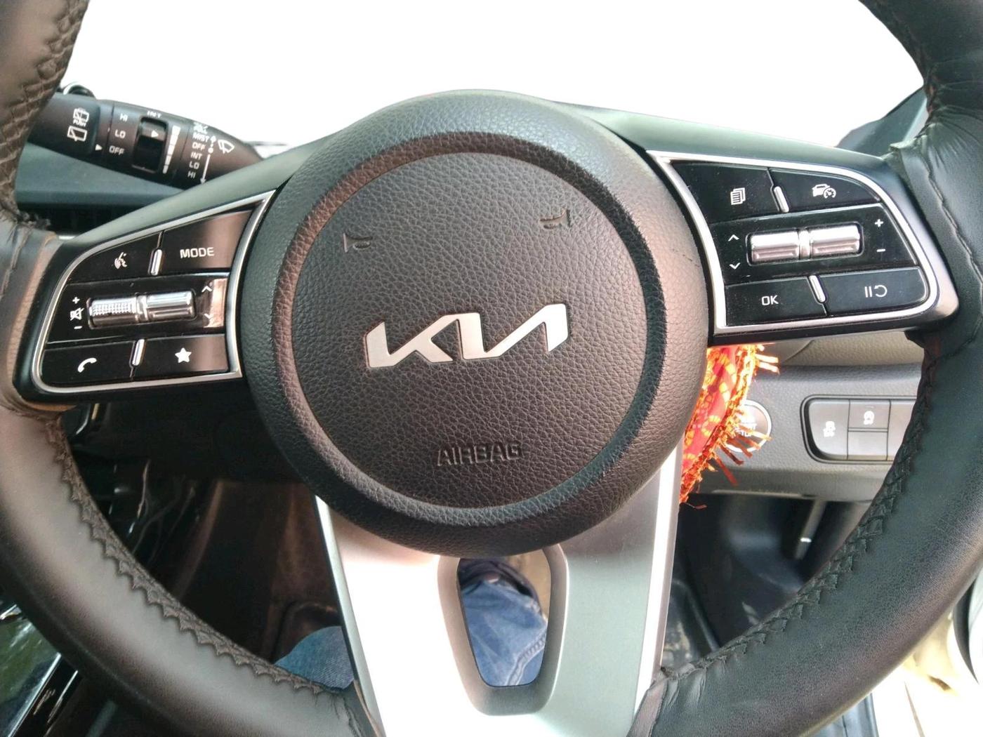 2025 KIA SELTOS HTK (O), Petrol, Manual, 11,138 km, interior