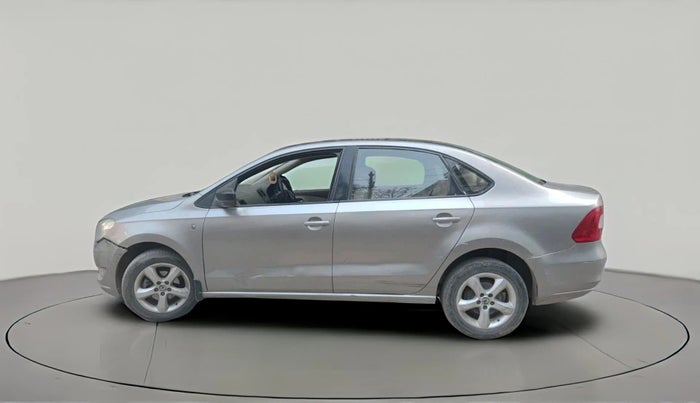 2012 Skoda Rapid ELEGANCE 1.6 TDI CR MT, Diesel, Manual, 77,280 km, exterior