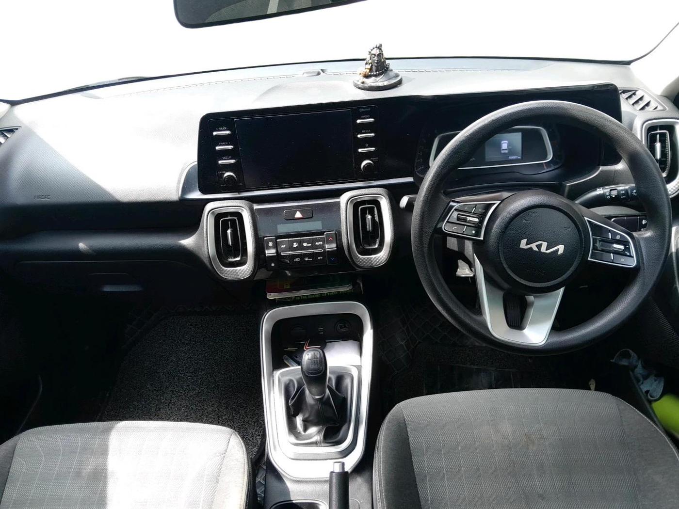 2023 KIA SONET HTK PLUS 1.0 IMT, Petrol, Manual, 49,687 km, interior