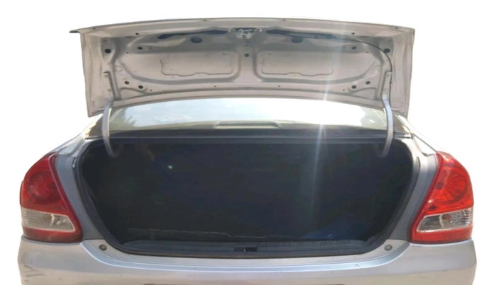 2011 Toyota Etios G, Petrol, Manual, 97,332 km, exterior