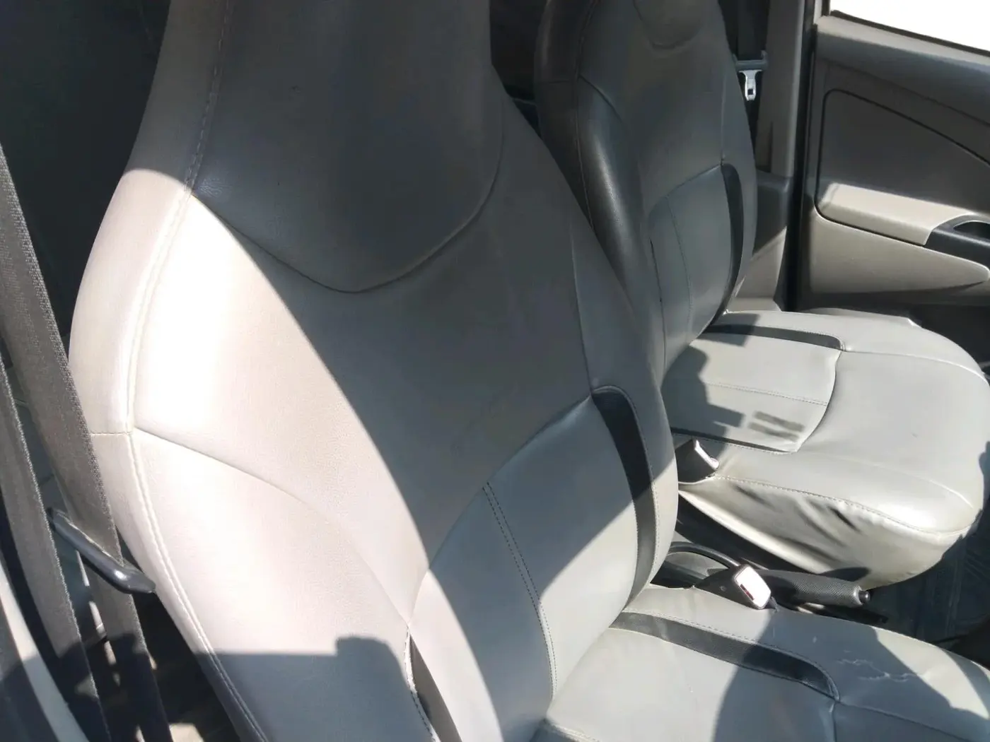 2011 Toyota Etios G, Petrol, Manual, 97,332 km, interior