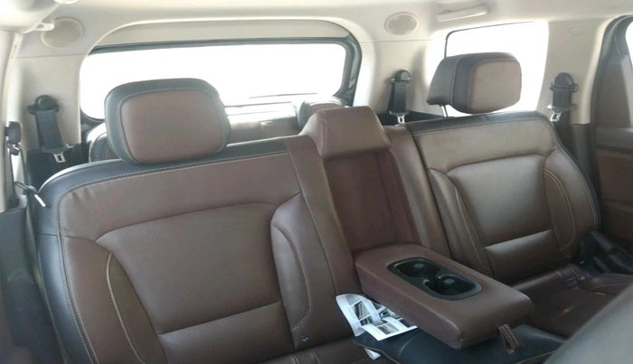 2022 Mahindra SCORPIO-N Z8 L PETROL MT 7 STR, Petrol, Manual, 58,978 km, interior