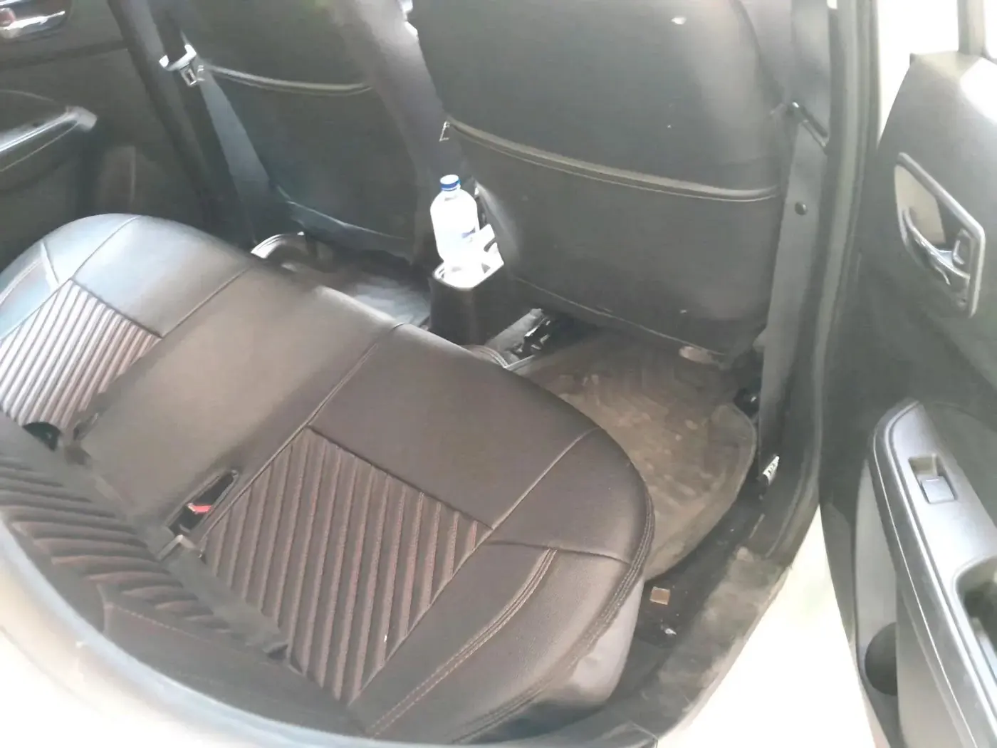 2019 Maruti Swift VXI AMT, Petrol, Automatic, 8,666 km, interior