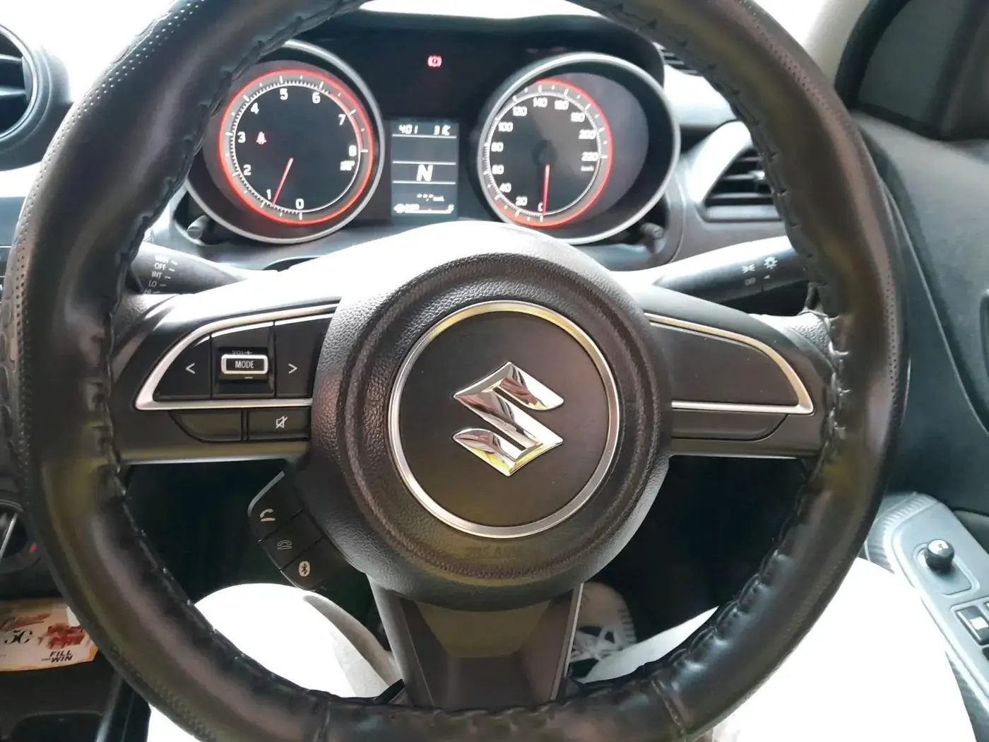 2019 Maruti Swift VXI AMT, Petrol, Automatic, 8,666 km, interior