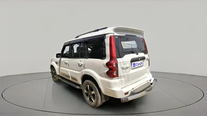 2024 Mahindra SCORPIO CLASSIC S11 7STR, Diesel, Manual, 15,885 km, exterior