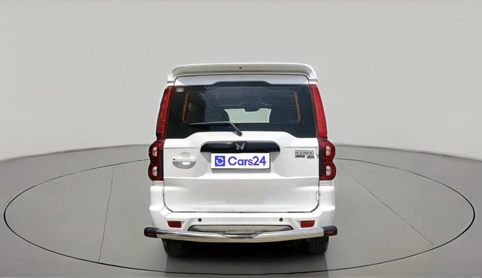 2024 Mahindra SCORPIO CLASSIC S11 7STR, Diesel, Manual, 15,885 km, exterior