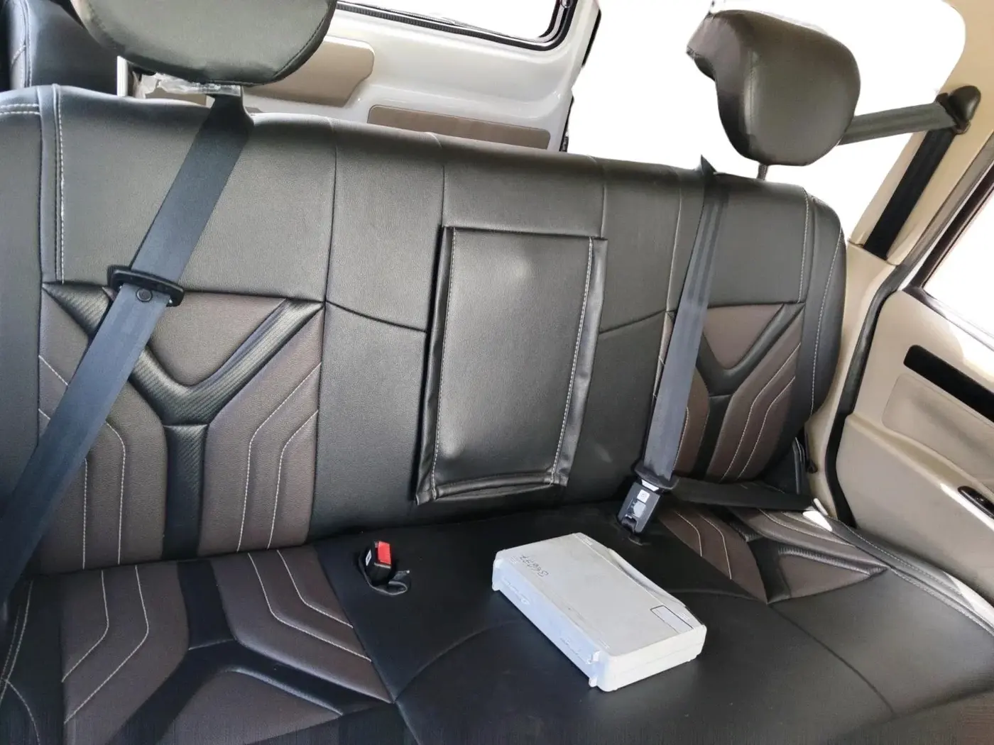 2024 Mahindra SCORPIO CLASSIC S11 7STR, Diesel, Manual, 15,885 km, interior