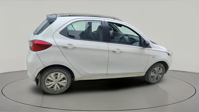 2018 Tata Tiago WIZZ EDITION PETROL, Petrol, Manual, 1,14,063 km, exterior