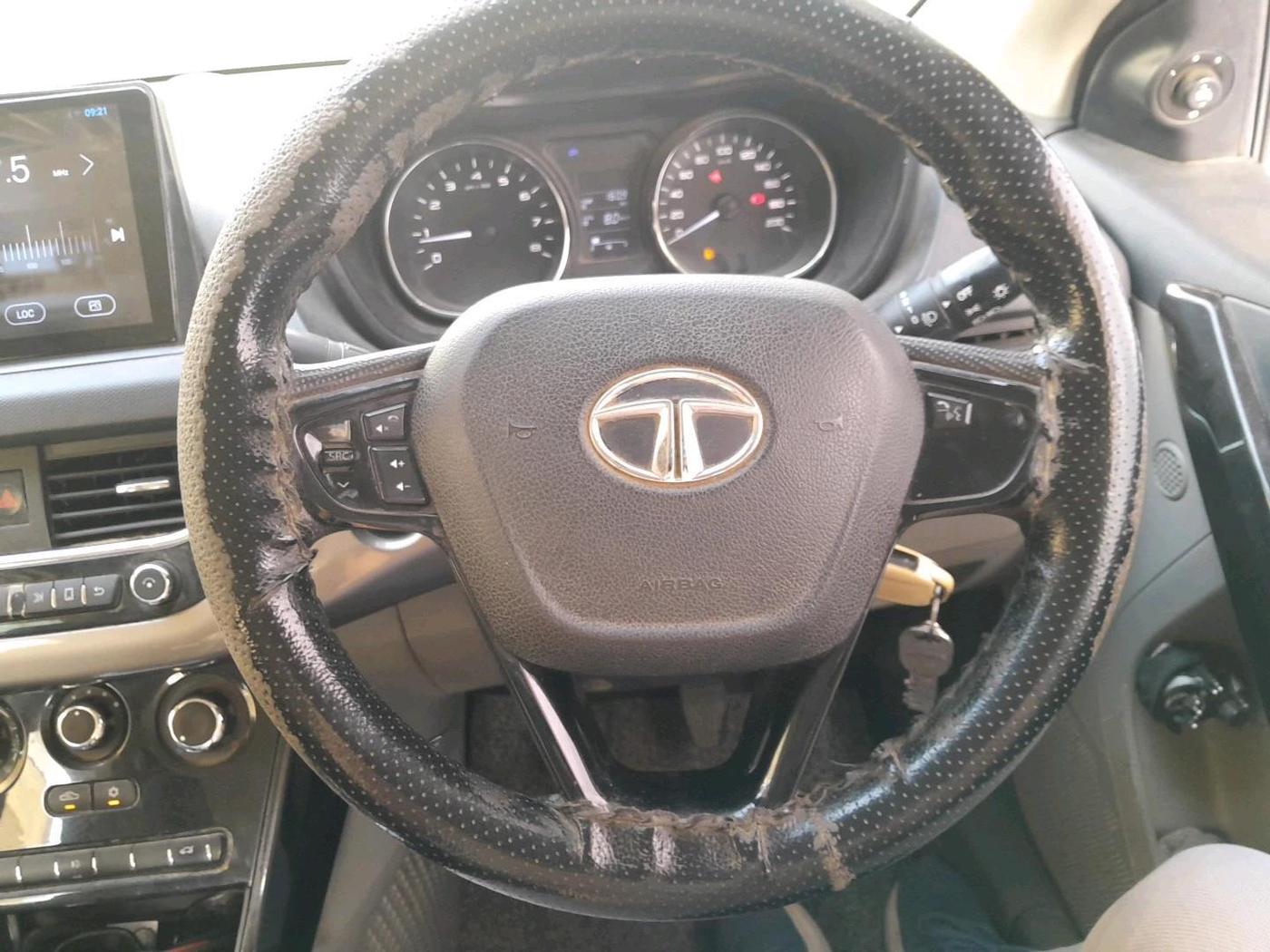 2019 Tata NEXON XT PLUS PETROL, Petrol, Manual, 61,099 km, interior