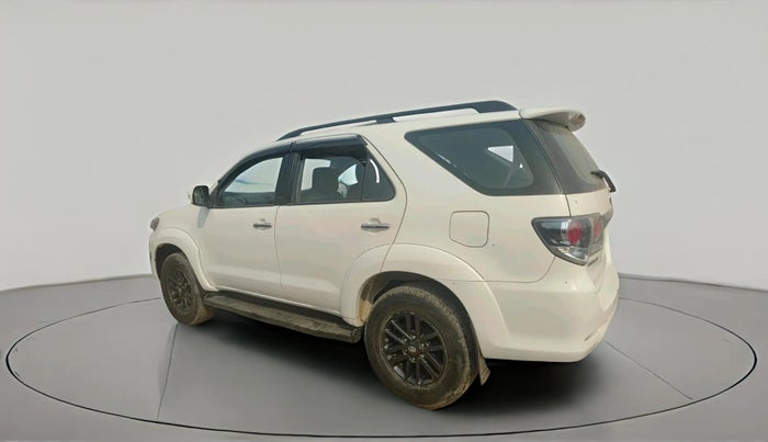 2015 Toyota Fortuner 3.0 4X2 MT, Diesel, Manual, 2,13,553 km, exterior