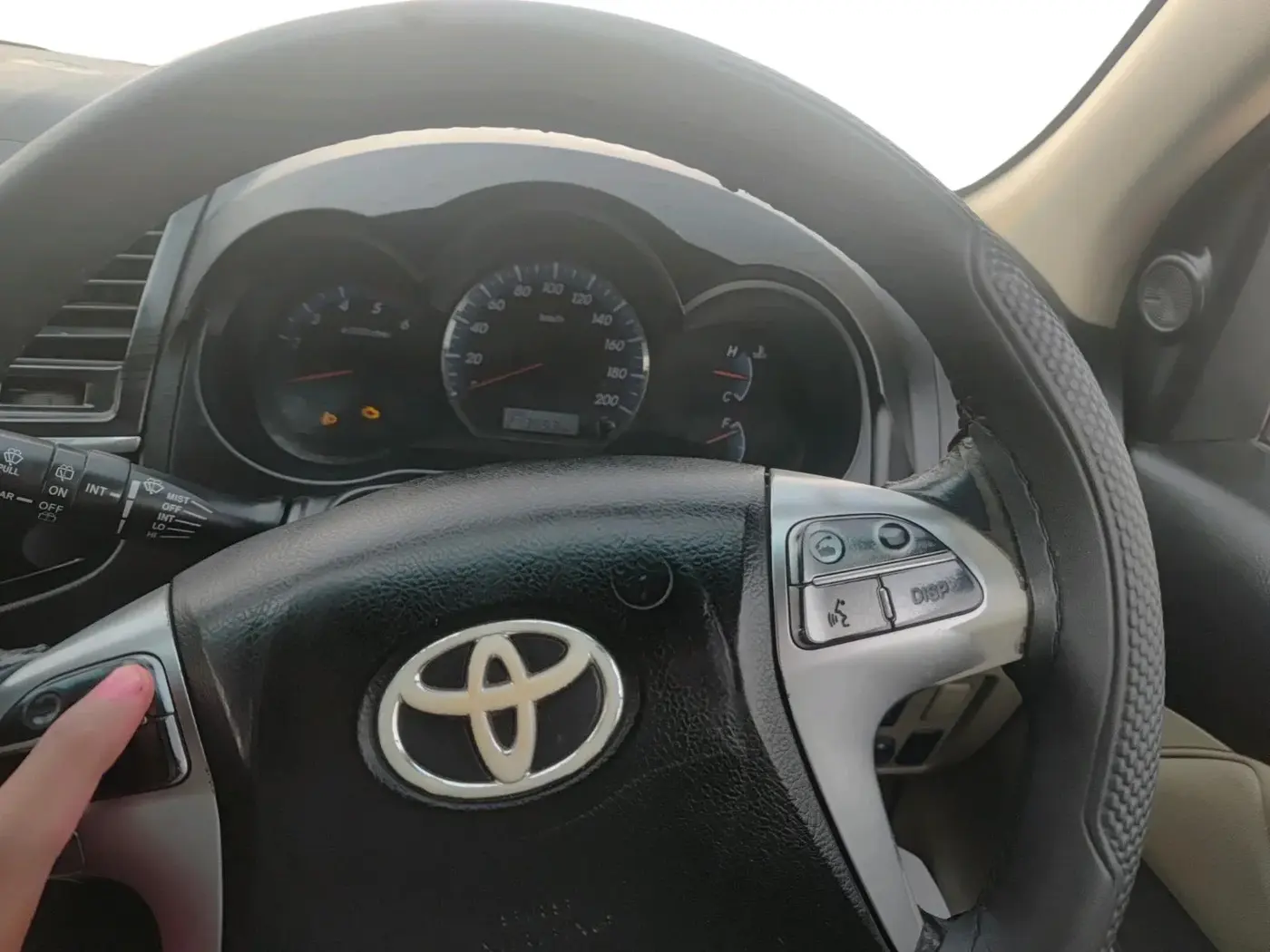 2015 Toyota Fortuner 3.0 4X2 MT, Diesel, Manual, 2,13,553 km, interior
