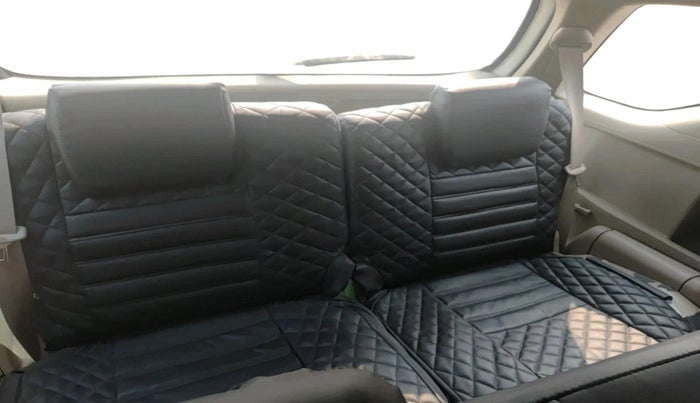 2015 Toyota Fortuner 3.0 4X2 MT, Diesel, Manual, 2,13,553 km, interior