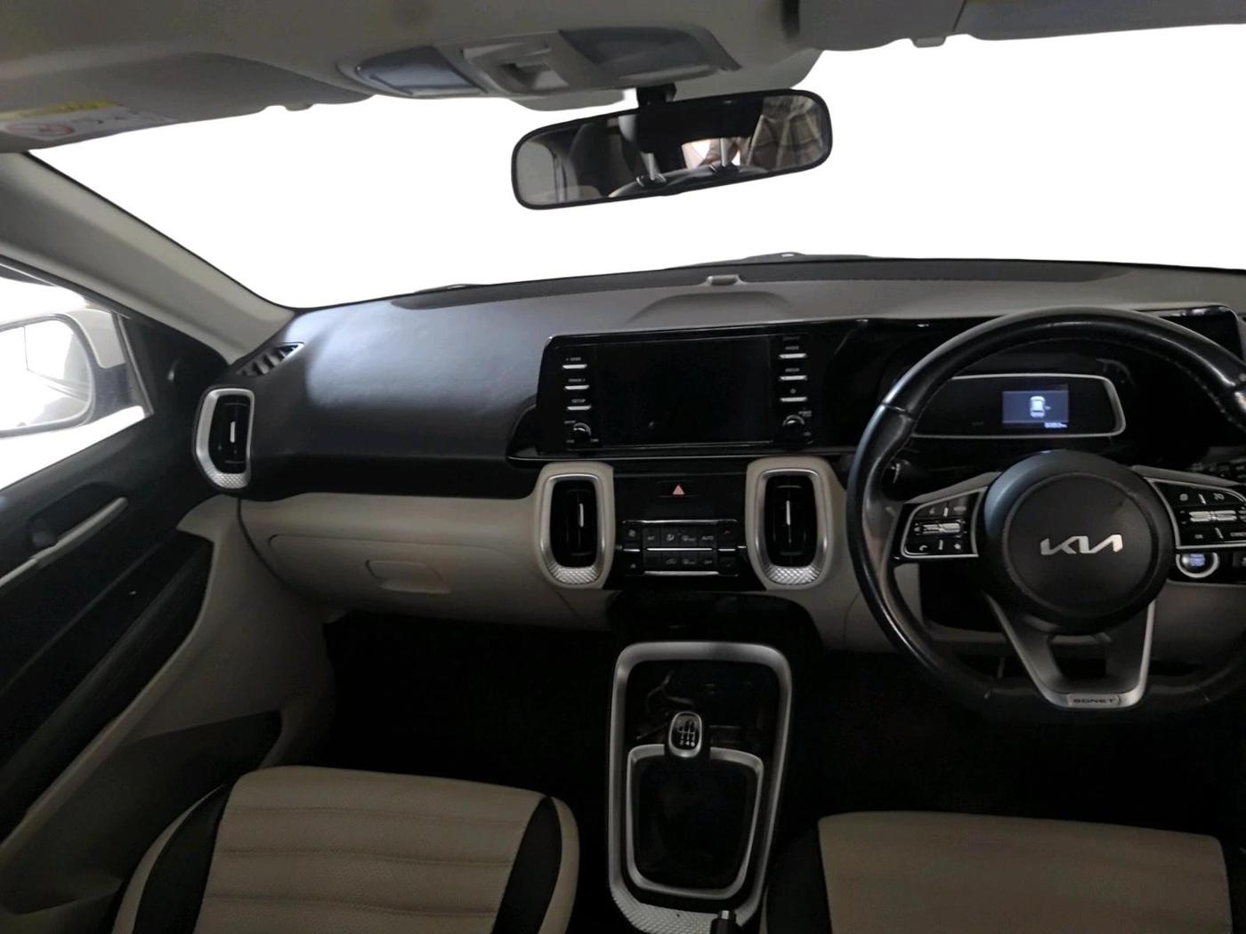 2021 KIA SONET HTX 1.0 IMT, Petrol, Manual, 30,853 km, interior