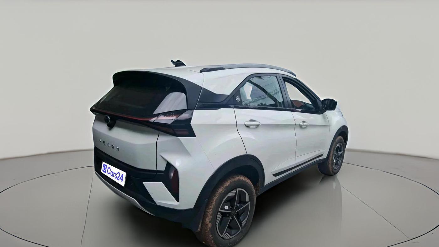 2024 Tata NEXON CREATIVE+ DCA 1.2 PETROL, Petrol, Automatic, 16,478 km, exterior