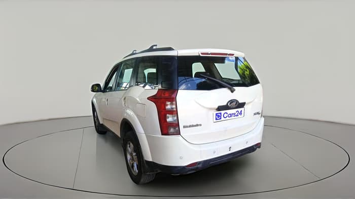 2012 Mahindra XUV500 W8, Diesel, Manual, 2,23,641 km, exterior