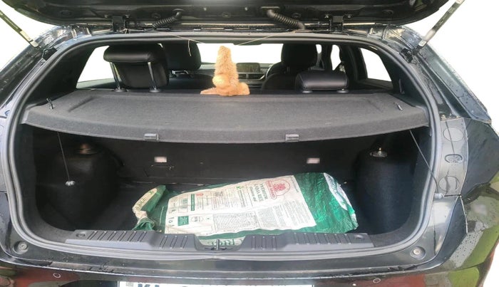 2023 Tata ALTROZ XZ PLUS PETROL DARK EDITION, Petrol, Manual, 25,248 km, exterior