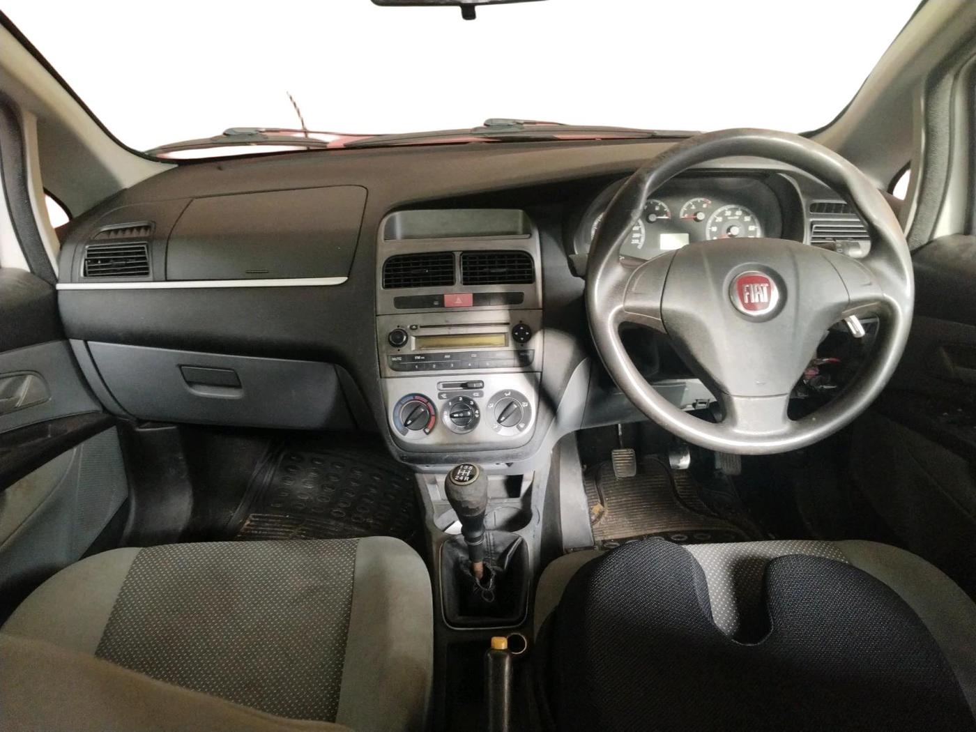 2012 Fiat Grand Punto DYNAMIC 1.3, Diesel, Manual, 98,894 km, interior