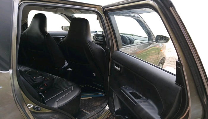 2025 Maruti New Wagon-R ZXI 1.2, Petrol, Manual, 3,111 km, interior