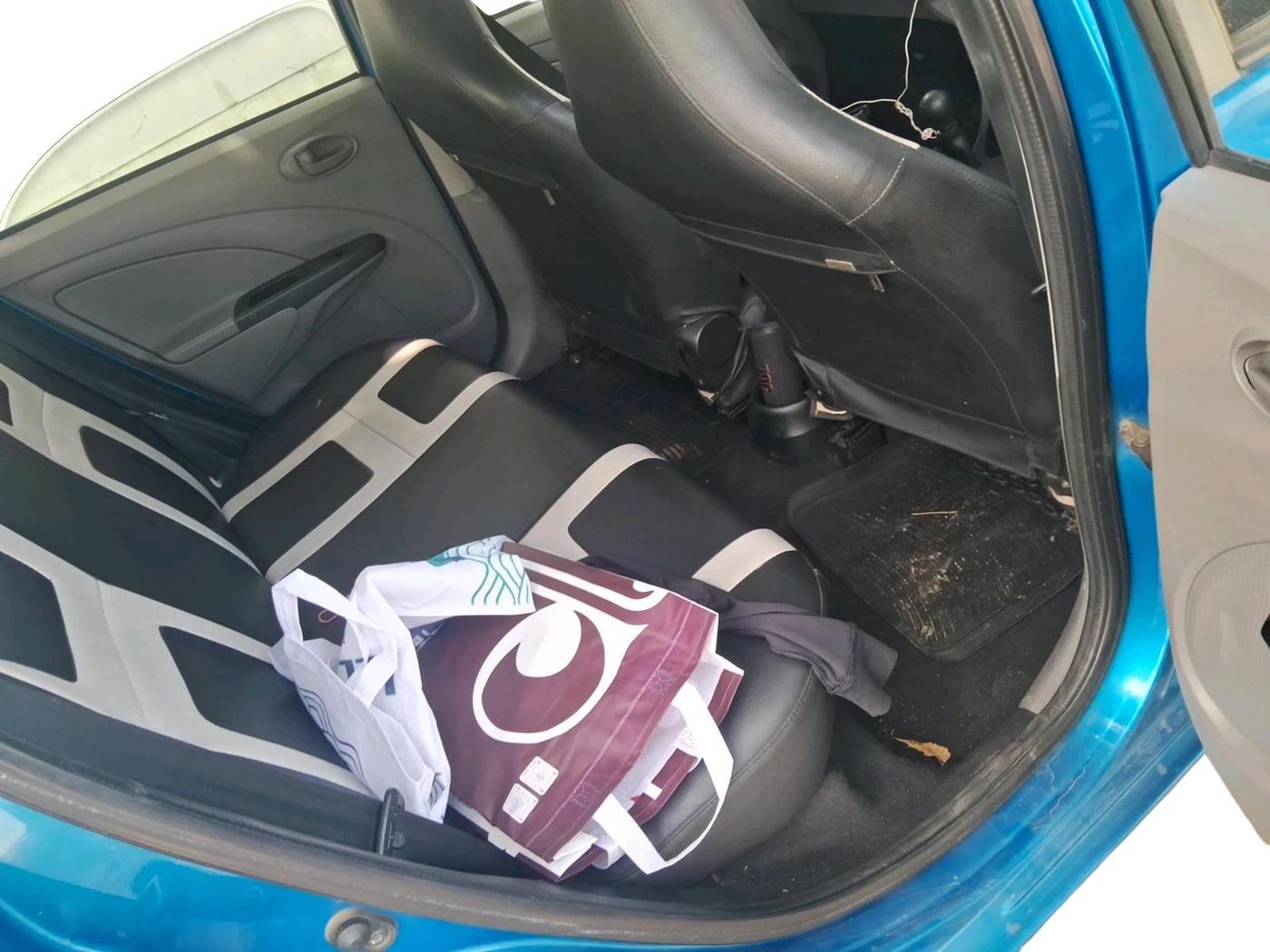 2011 Toyota Etios Liva G, Petrol, Manual, 50,690 km, interior