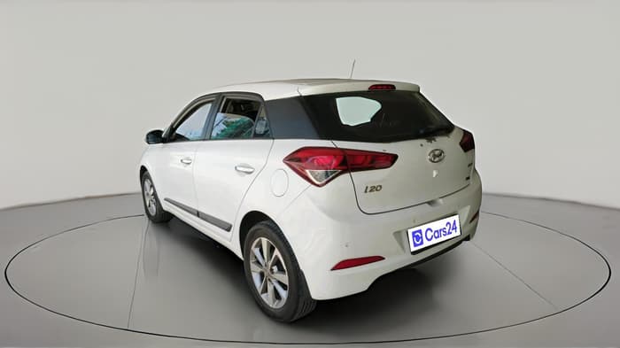 2015 Hyundai Elite i20 ASTA 1.4 CRDI, Diesel, Manual, 1,22,573 km, exterior