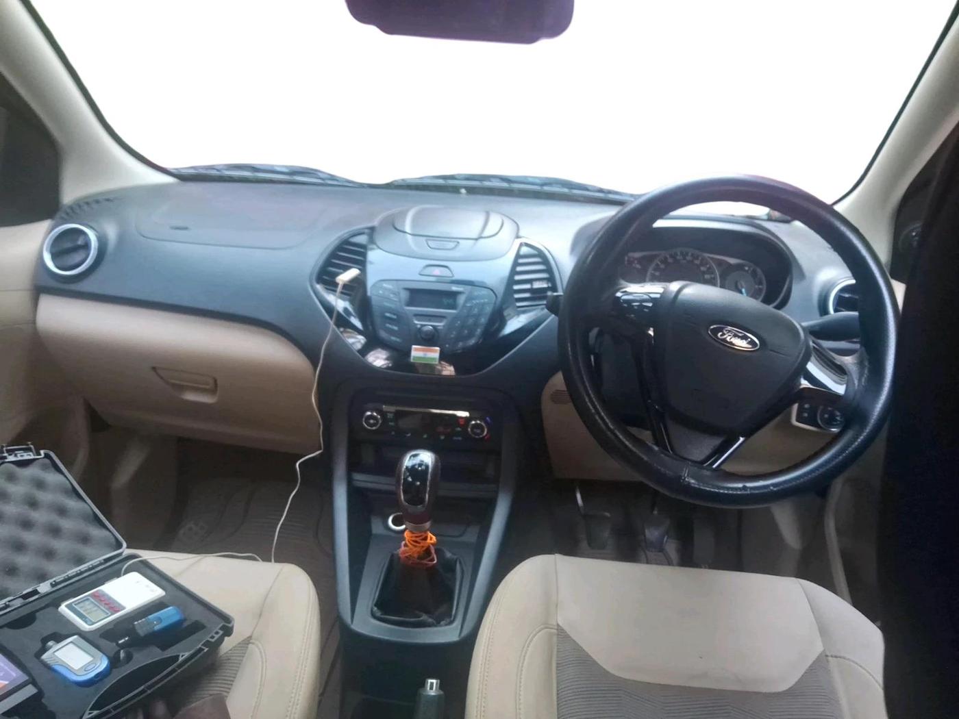 2017 Ford Figo Aspire TITANIUM1.5 DIESEL, Diesel, Manual, 2,39,315 km, interior