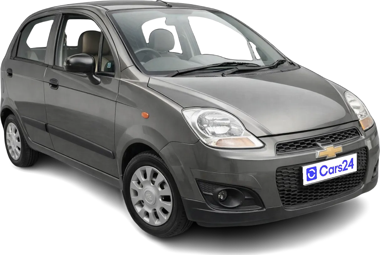2013 Chevrolet Spark - Hatchback - Petrol - Manual - ₹74,650