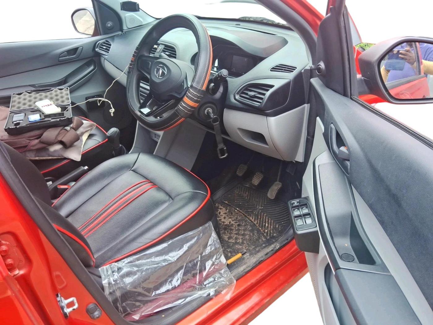 2023 Tata Tiago XE PETROL, Petrol, Manual, 12,112 km, interior
