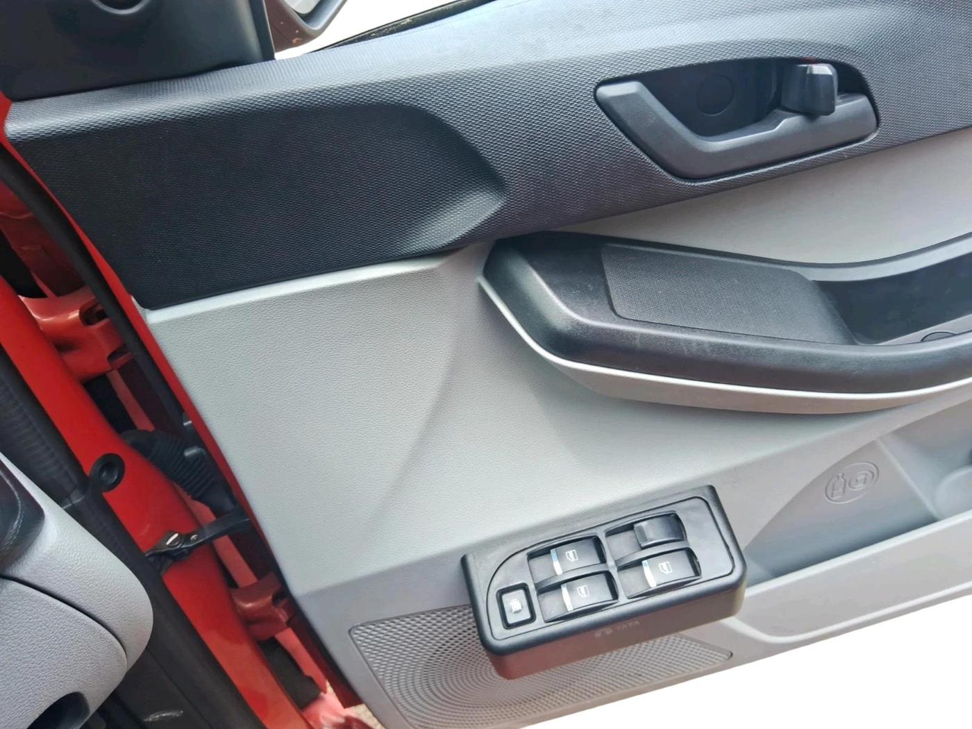 2023 Tata Tiago XE PETROL, Petrol, Manual, 12,112 km, interior
