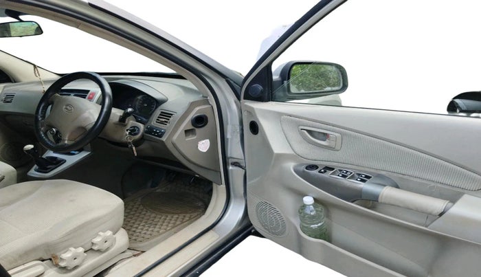 2006 Hyundai Tucson 2.0 CRDI, Diesel, Manual, 1,36,461 km, interior