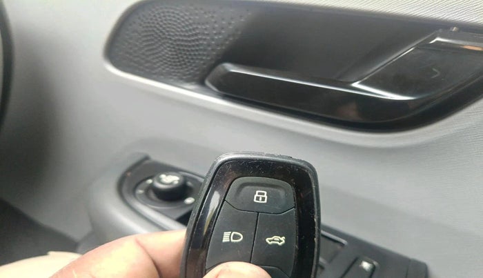 2020 Tata ALTROZ XT PETROL, Petrol, Manual, 36,793 km, interior