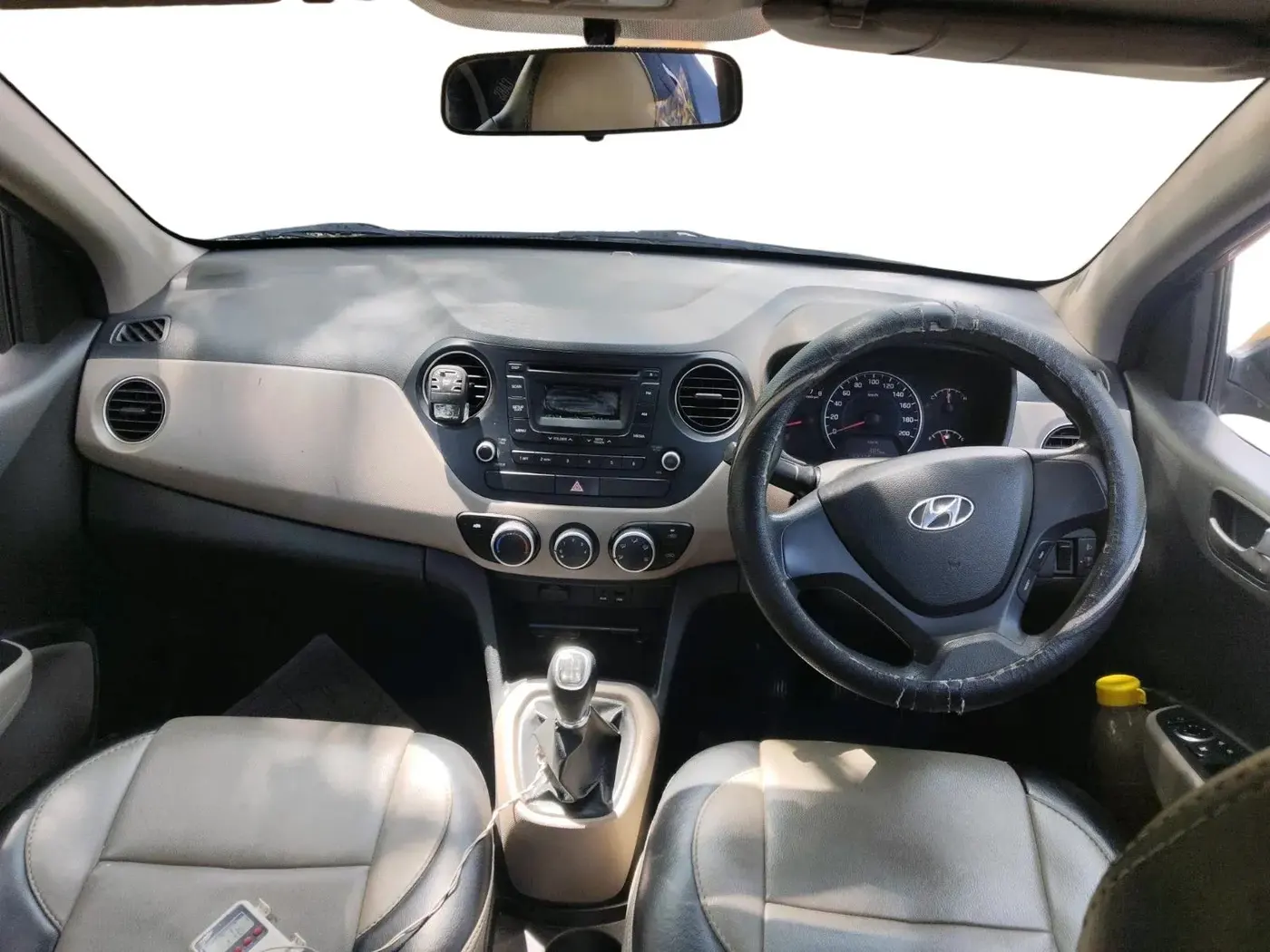 2014 Hyundai Grand i10 SPORTZ 1.2 KAPPA VTVT, Petrol, Manual, 1,33,100 km, interior