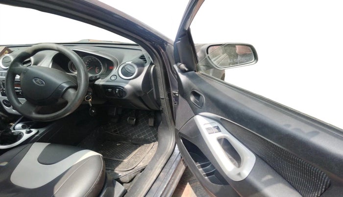 2013 Ford Figo ZXI 1.2 PETROL, Petrol, Manual, 94,661 km, interior