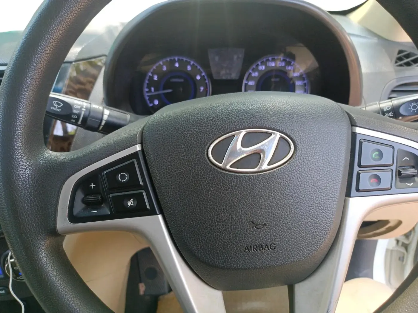 2012 Hyundai Verna FLUIDIC 1.6 VTVT SX, Petrol, Manual, 47,477 km, interior