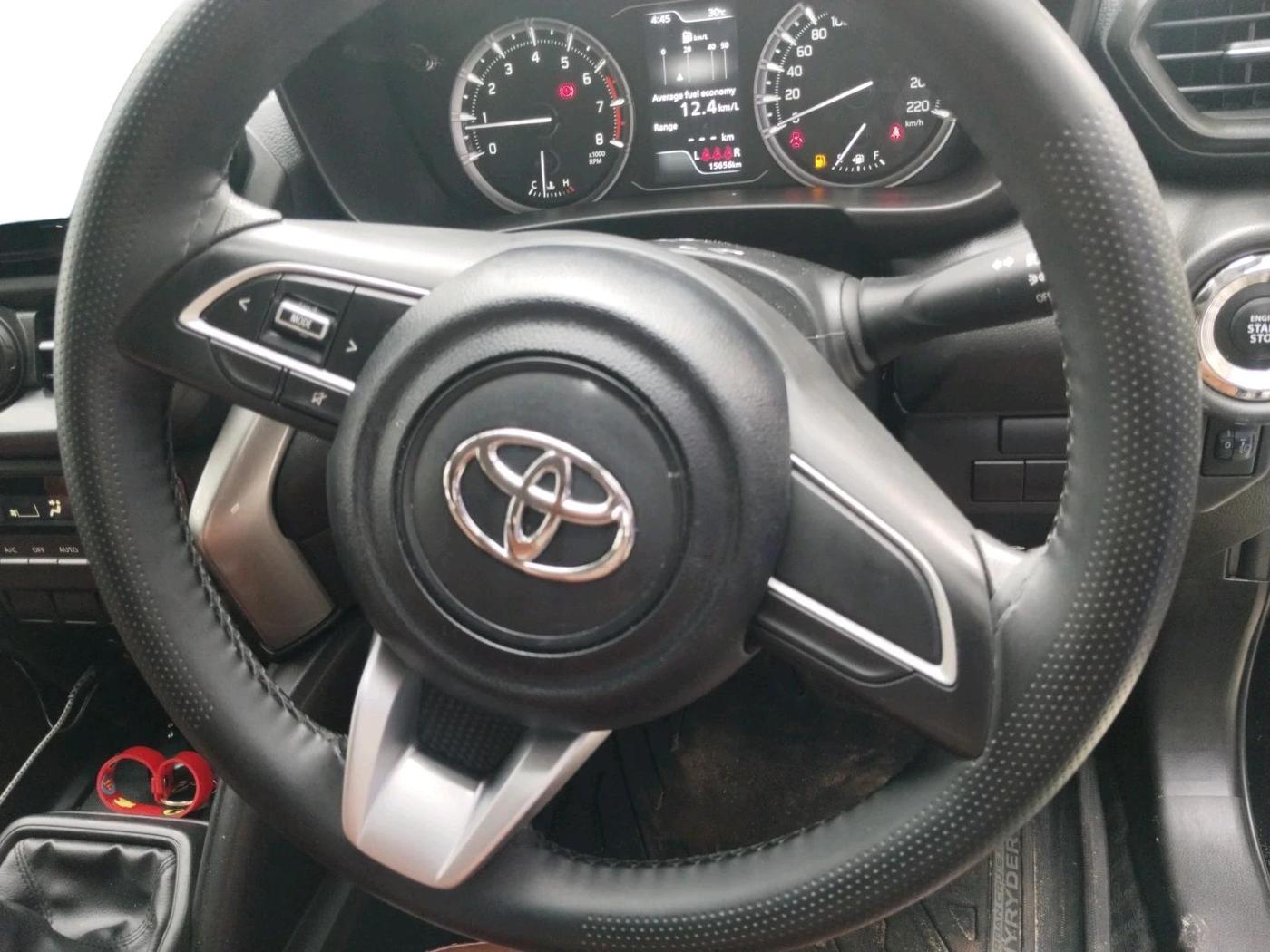 2024 Toyota URBAN CRUISER HYRYDER E NEO DRIVE, Petrol, Manual, 15,656 km, interior