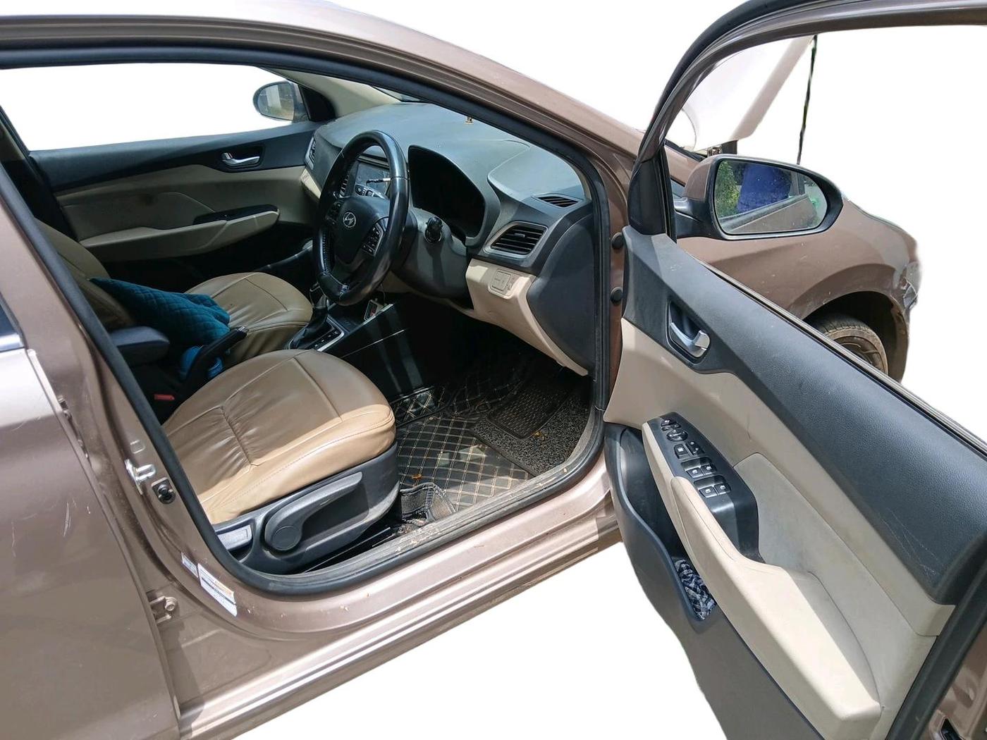 2019 Hyundai Verna 1.6 VTVT SX + AT, Petrol, Automatic, 50,724 km, interior