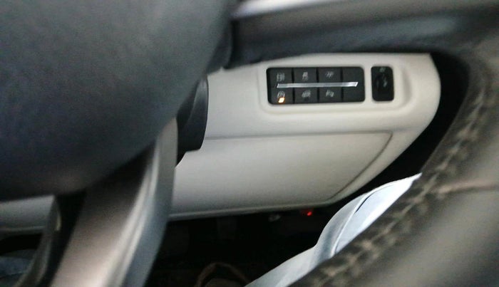 2024 Mahindra Thar Roxx AX7 L Diesel AT 2WD, Diesel, Automatic, 20,742 km, interior