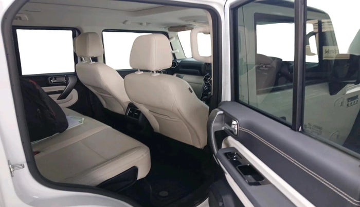2024 Mahindra Thar Roxx AX7 L Diesel AT 2WD, Diesel, Automatic, 20,742 km, interior