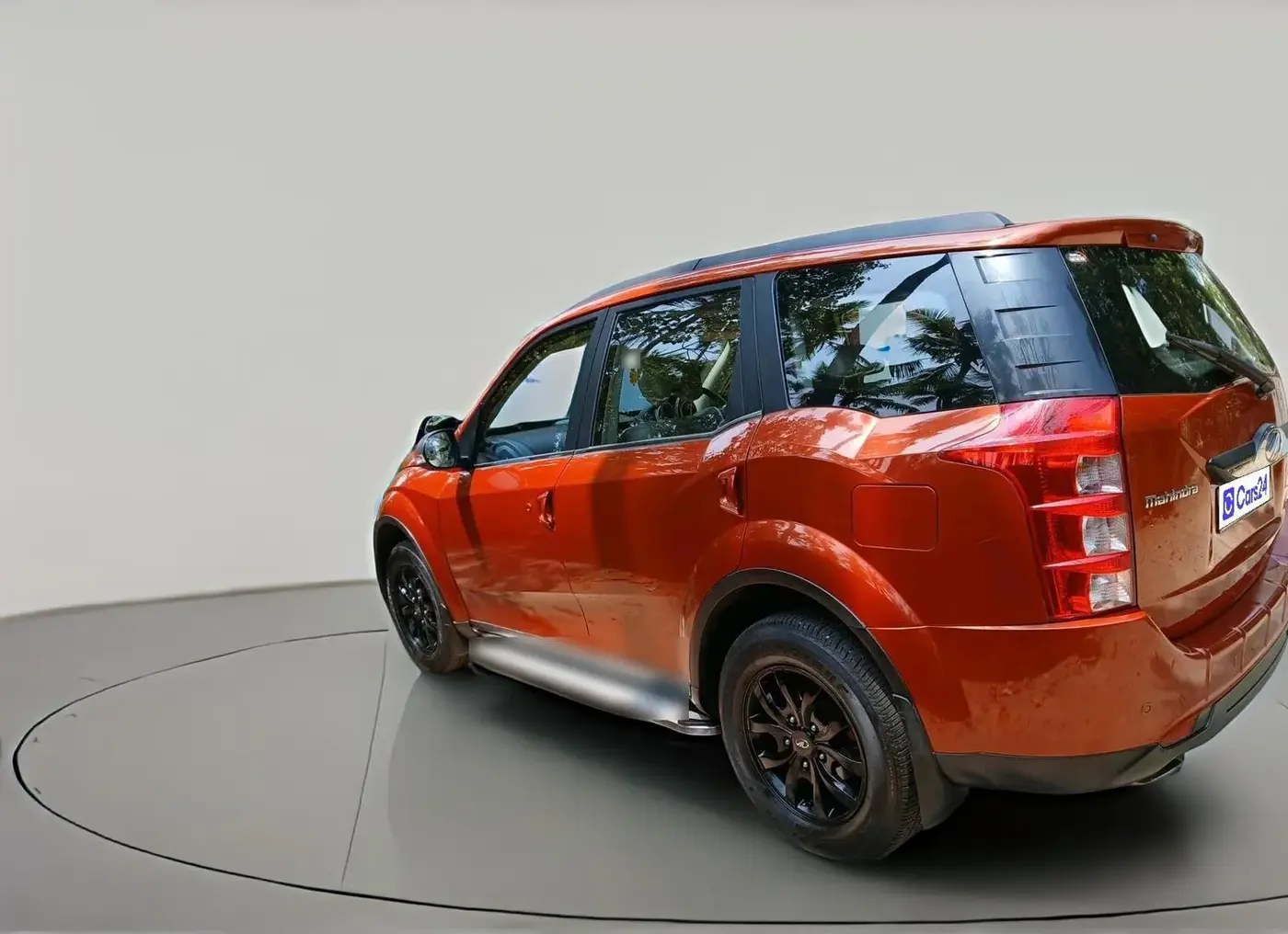 2015 Mahindra XUV500 W10, Diesel, Manual, 1,00,341 km, exterior