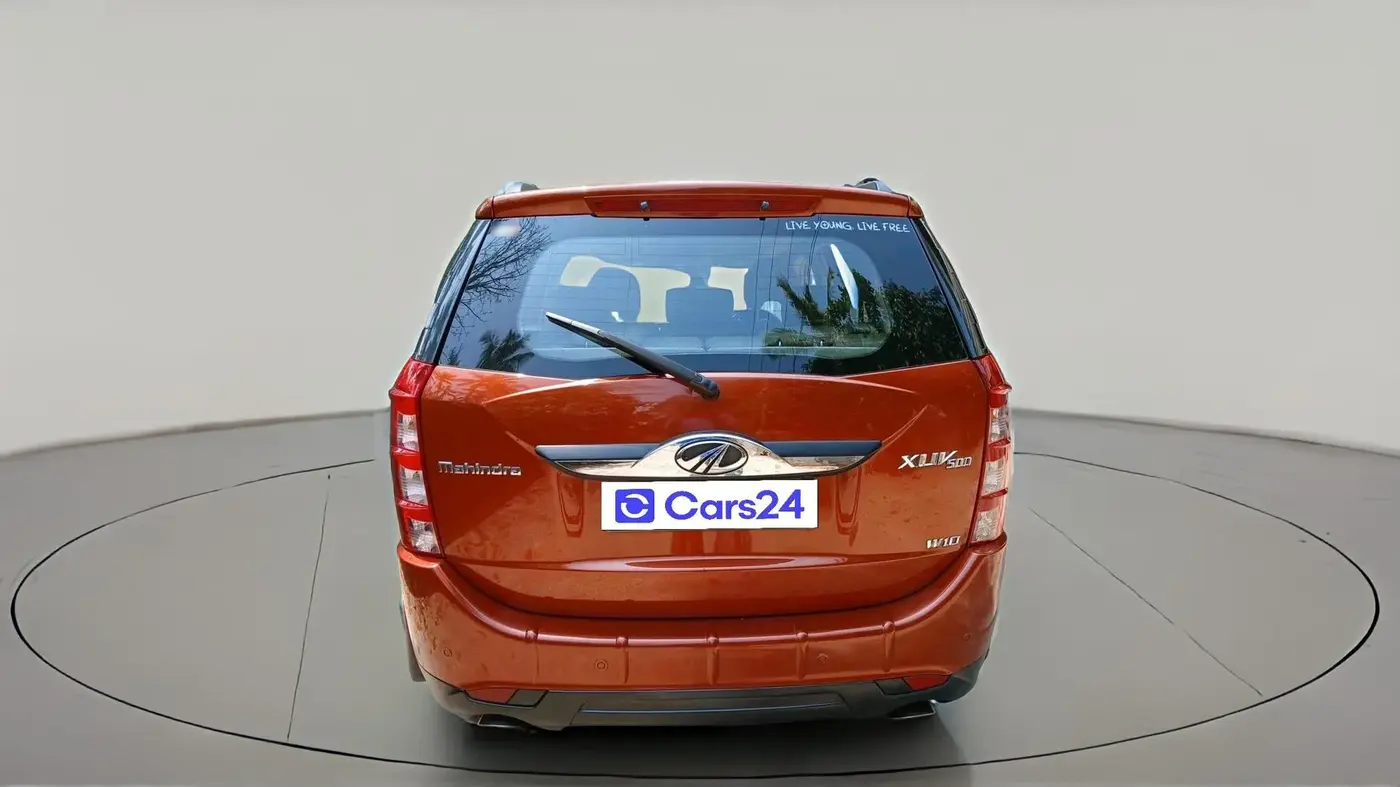 2015 Mahindra XUV500 W10, Diesel, Manual, 1,00,341 km, exterior