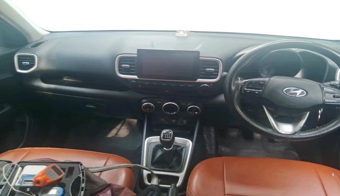2020 Hyundai VENUE SX 1.5 CRDI, Diesel, Manual, 1,08,305 km, interior