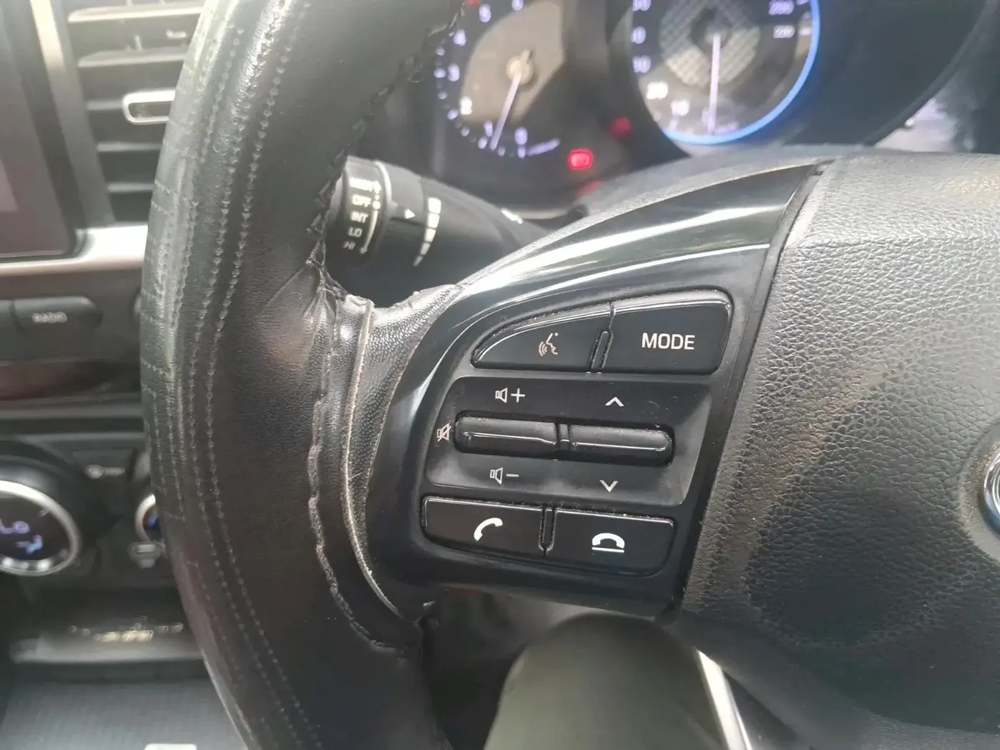 2020 Hyundai VENUE SX 1.5 CRDI, Diesel, Manual, 1,08,305 km, interior