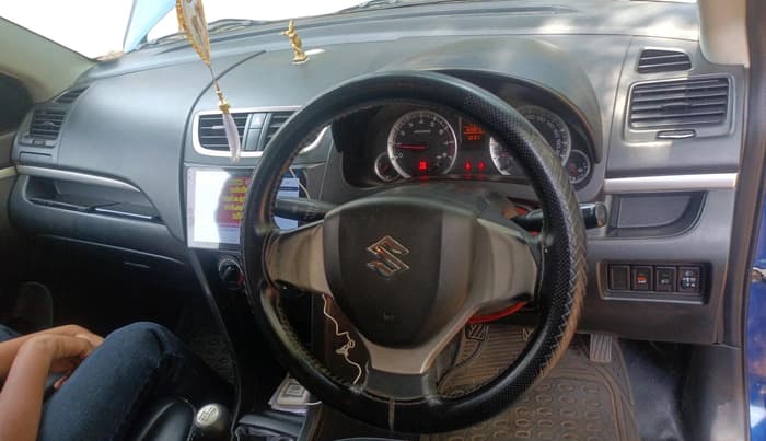 2014 Maruti Swift VXI, Petrol, Manual, 1,69,901 km, interior