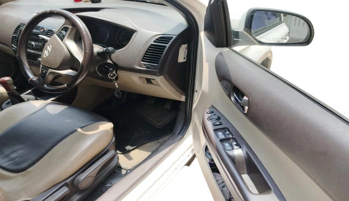 2009 Hyundai i20 ASTA 1.2, Petrol, Manual, 98,148 km, interior