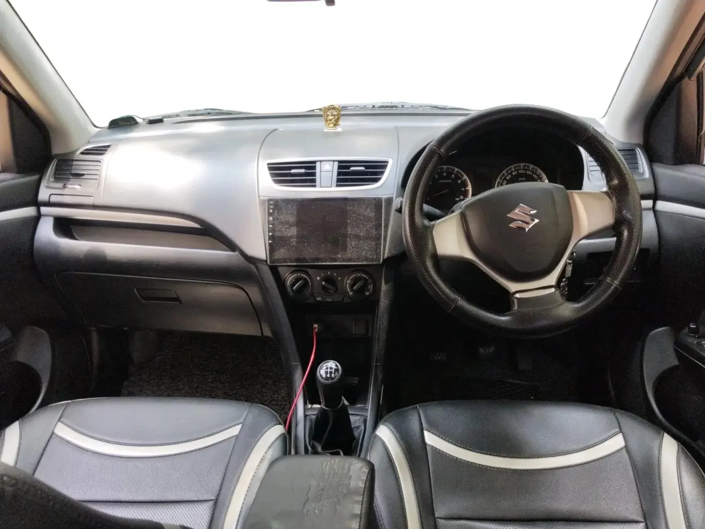 2017 Maruti Swift VXI, Petrol, Manual, 61,944 km, interior