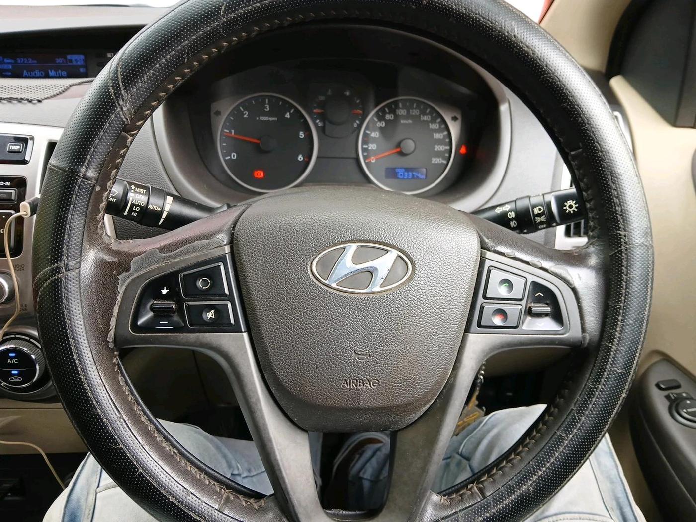 2012 Hyundai i20 SPORTZ 1.4 CRDI, Diesel, Manual, 1,03,374 km, interior