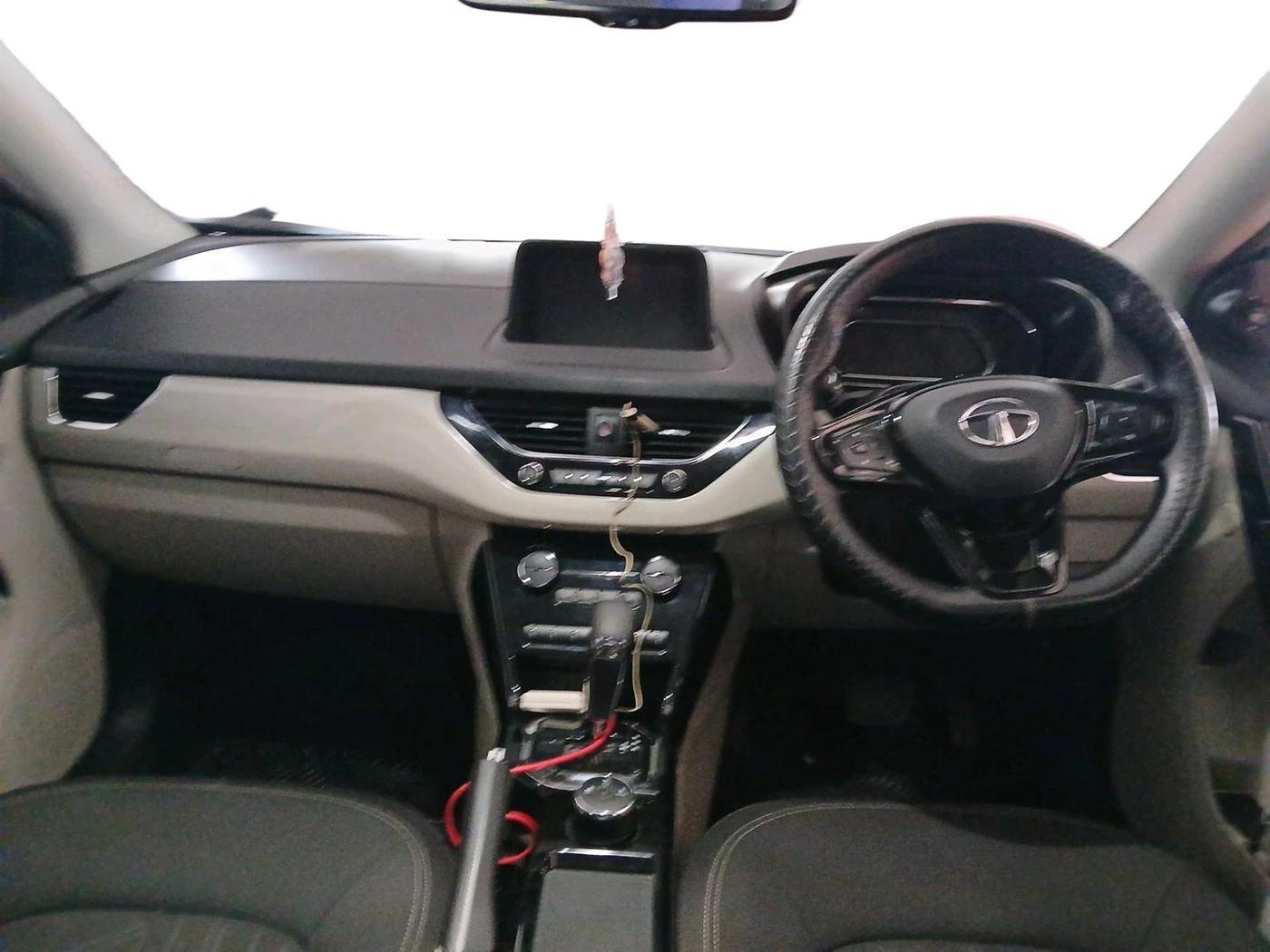 2020 Tata NEXON XZA PLUS (O) DIESEL, Diesel, Automatic, 71,844 km, interior