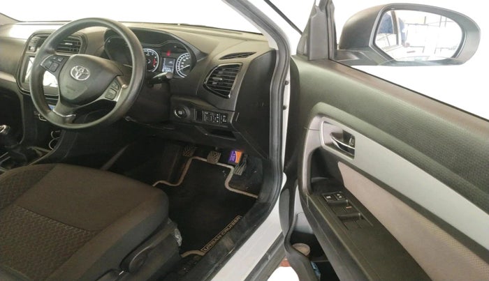 2022 Toyota URBAN CRUISER HIGH GRADE MT, Petrol, Manual, 23,362 km, interior