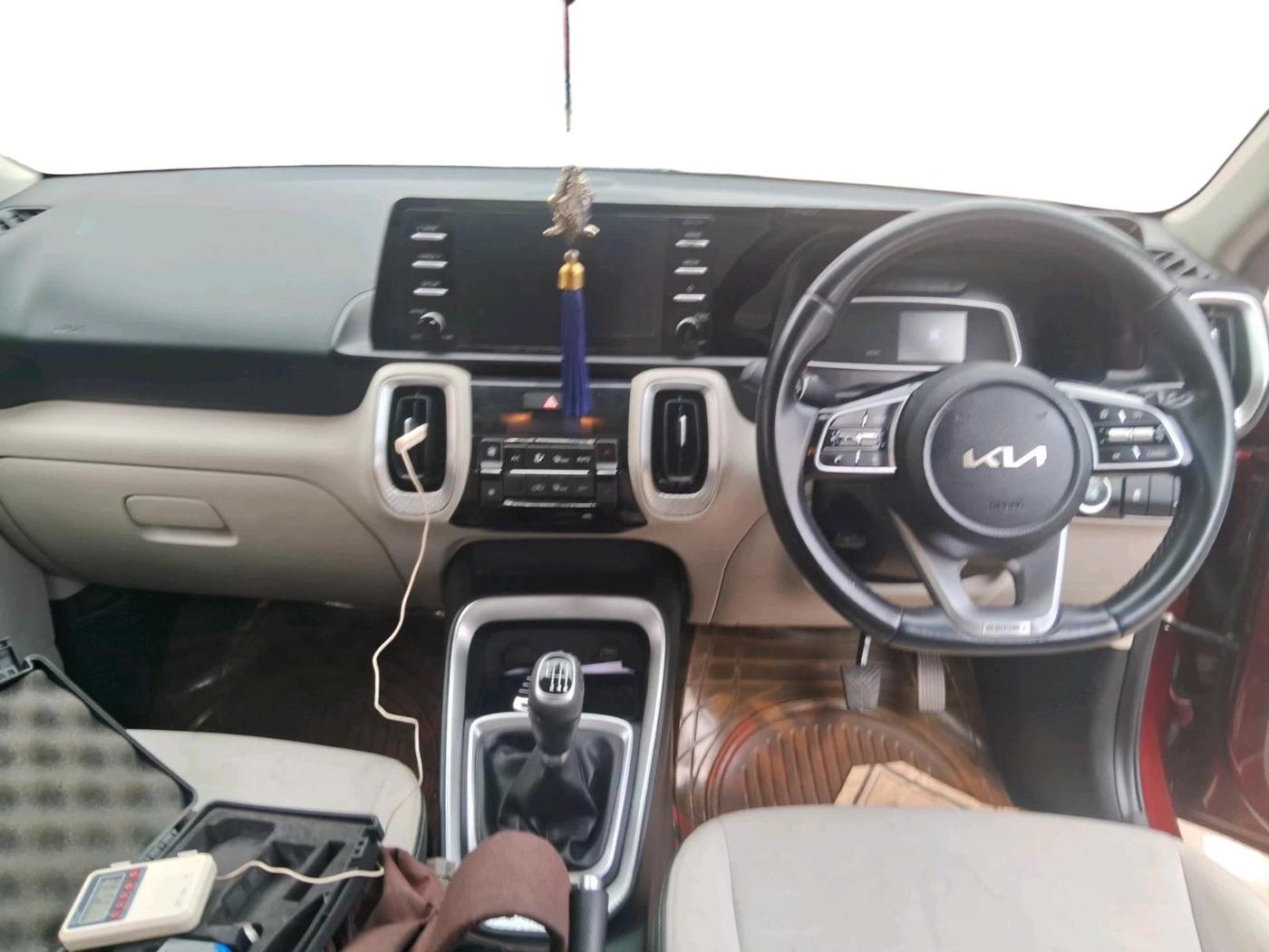2021 KIA SONET HTX 1.0 IMT, Petrol, Manual, 56,207 km, interior